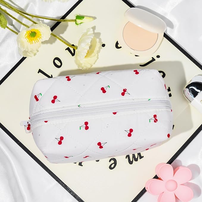Soidram cute makeup bag quilted