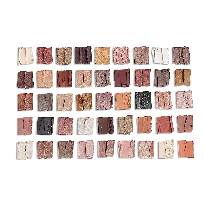 Makeup Revolution Maxi Reloaded Palette, Eyeshadow Palette, 45 Highly Pigmented Neutral Shades, Large It Up, 1.35g