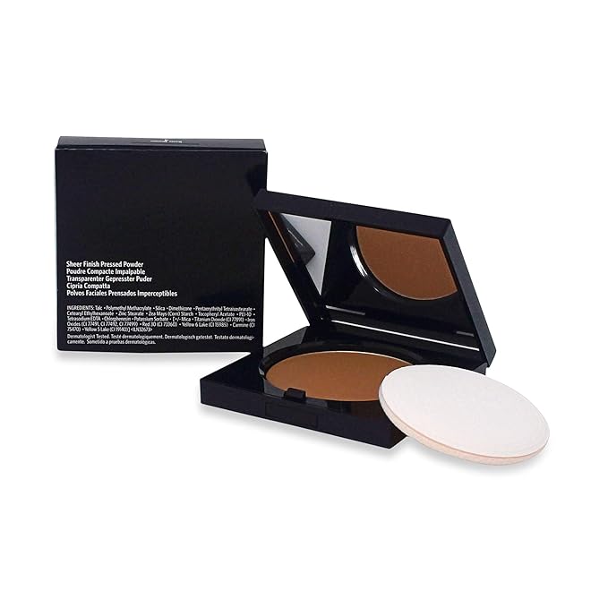 Bobbi Brown Sheer Finish Pressed Powder - 04
