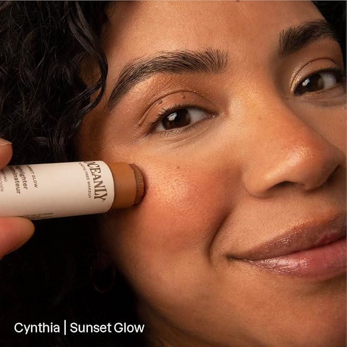 ATTITUDE Oceanly Lightweight Highlighter Stick, Titanium Dioxide-Free, EWG