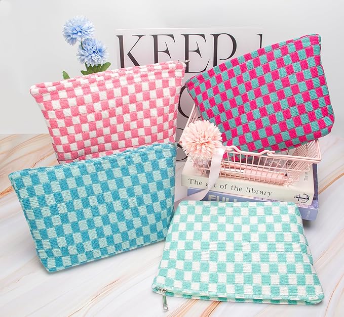 Pazimiik knitted checkered makeup bag